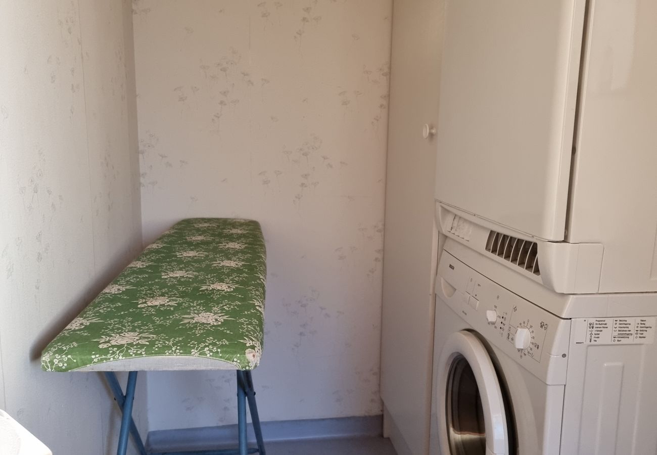 House in Uddevalla - 50m to sandy beach at Kavlanda Brygga | SE09147