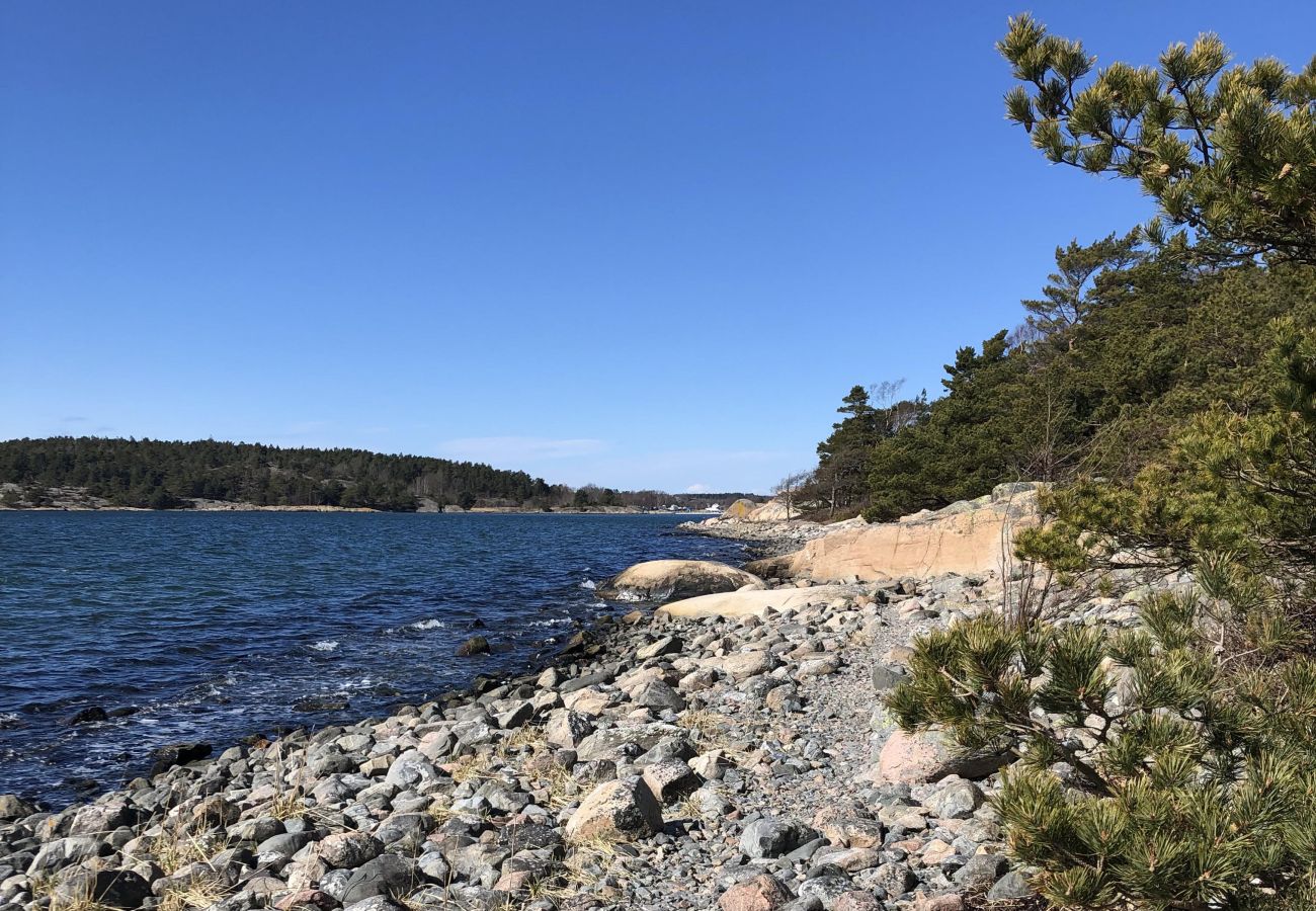 House in Varekil - Lovely apartment, perfect for exploring Tjörn and Orust | SE09153