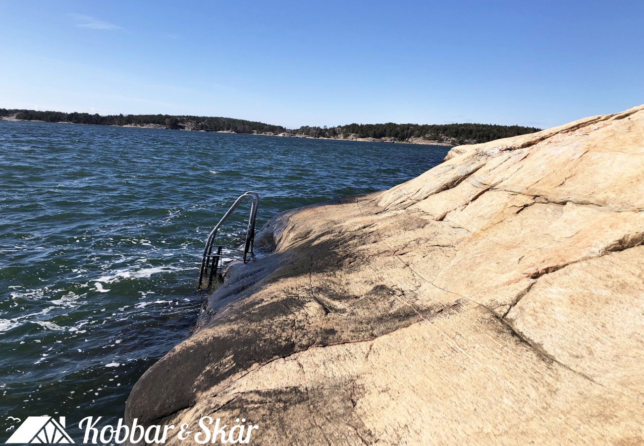 House in Varekil - Lovely apartment, perfect for exploring Tjörn and Orust | SE09153