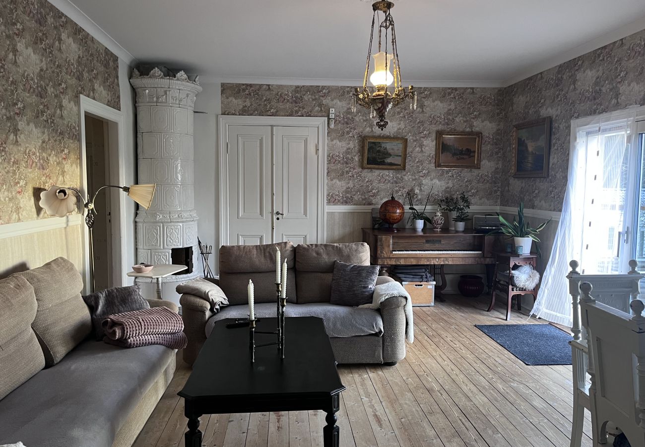 Villa in Svanesund - Villa with pool & lake view near Svanesund | SE09167