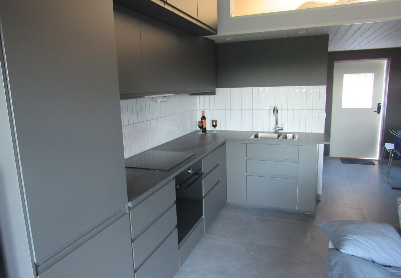 Cottage in Henån - Newly built cottage near the sea and nature in Henån | SE09152