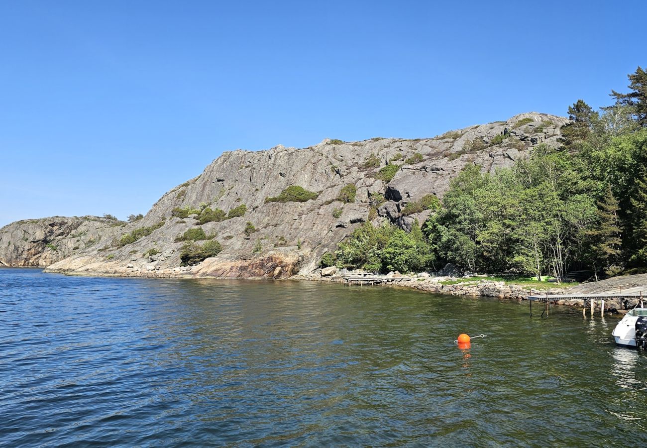 House in Uddevalla - Charming House near Lysekil & Skaftö | SE09160