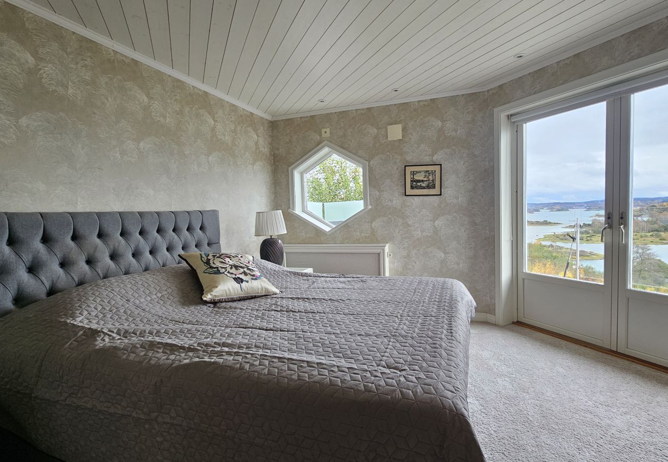 House in Myggenäs - Wonderful villa with panoramic sea view | SE09144