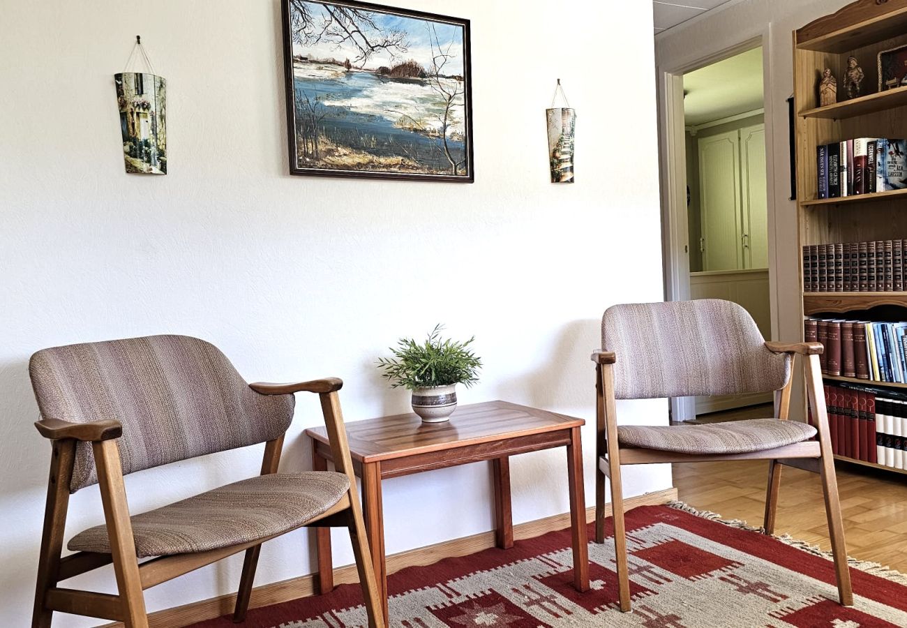 House in Henån - Sunny and Peaceful Holiday Home near Forest and Sea | SE09158