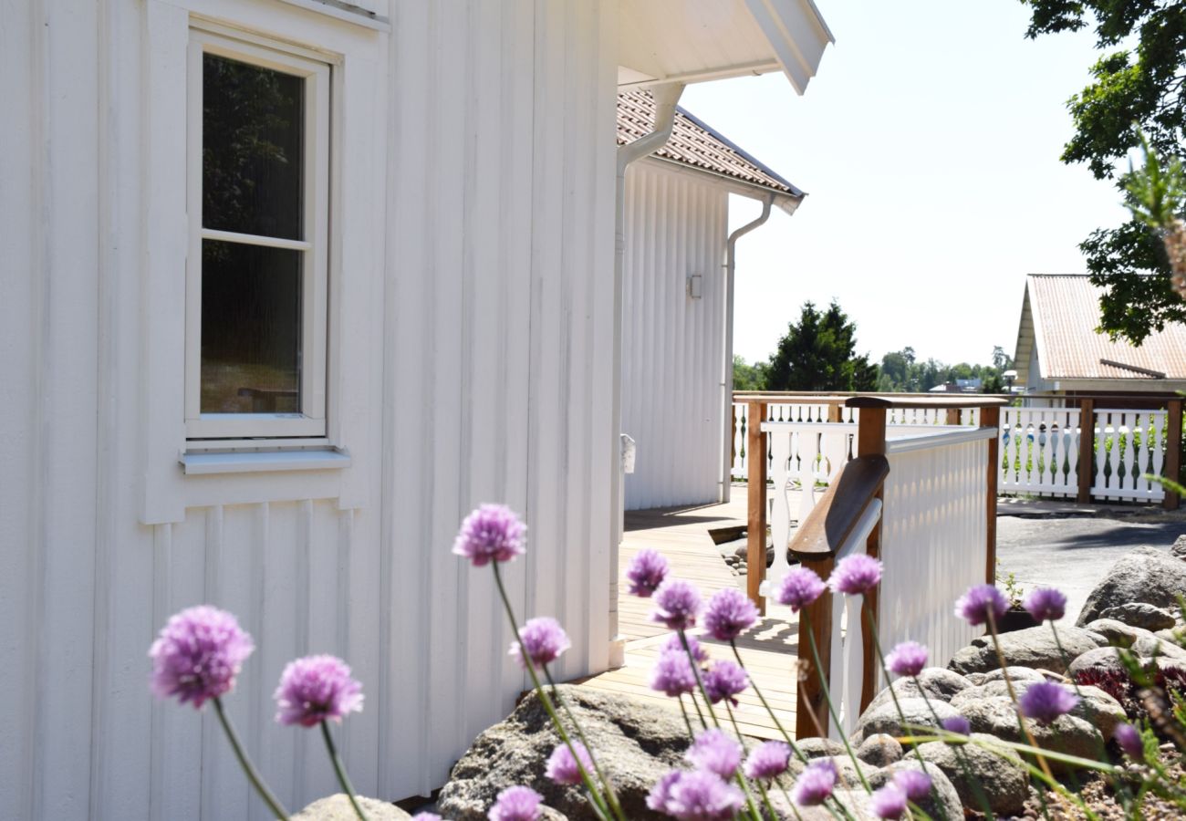 House in Myggenäs - Villa with Sea View & Walking Distance to Swimming | SE09161