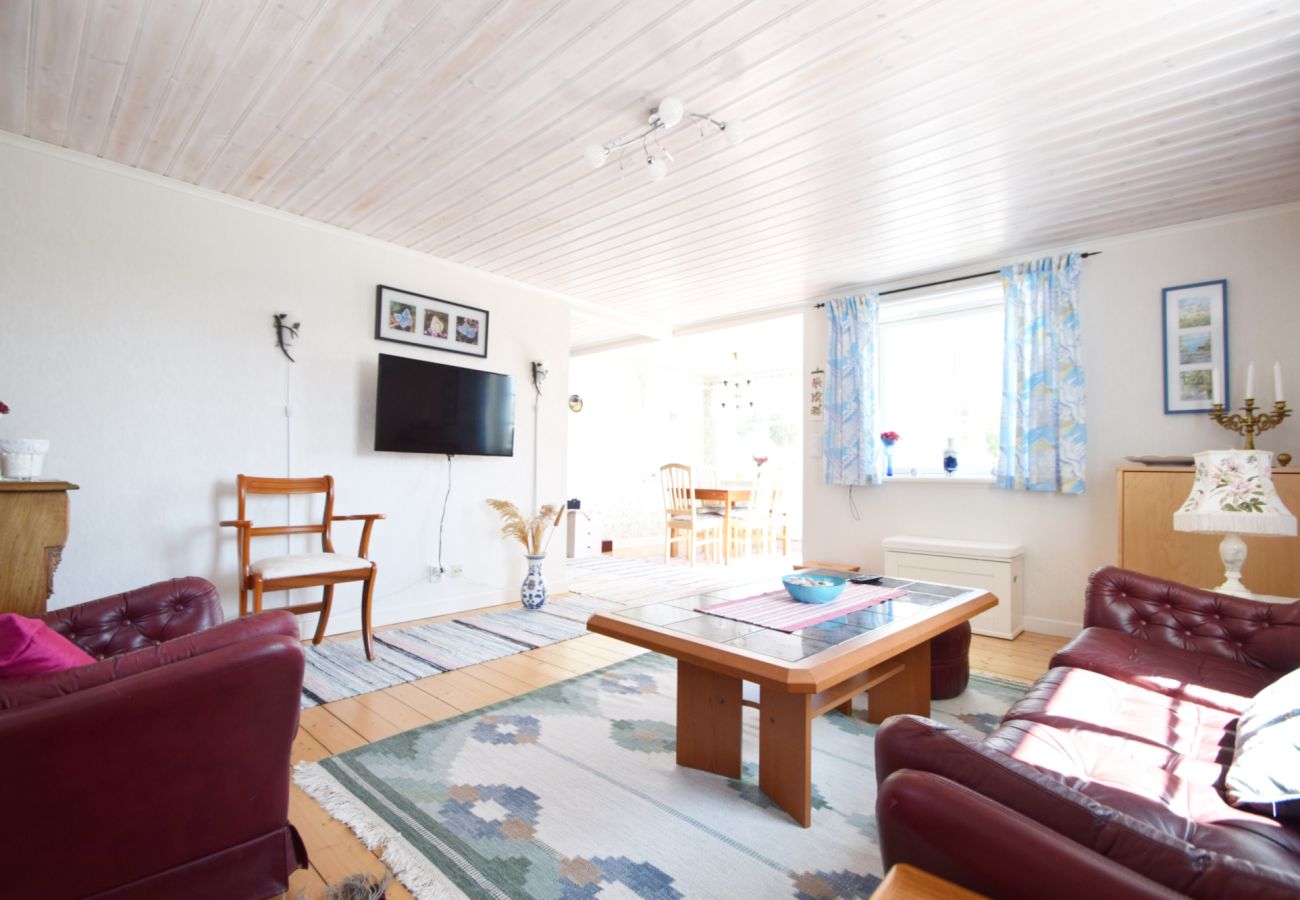 House in Myggenäs - Villa with Sea View & Walking Distance to Swimming | SE09161