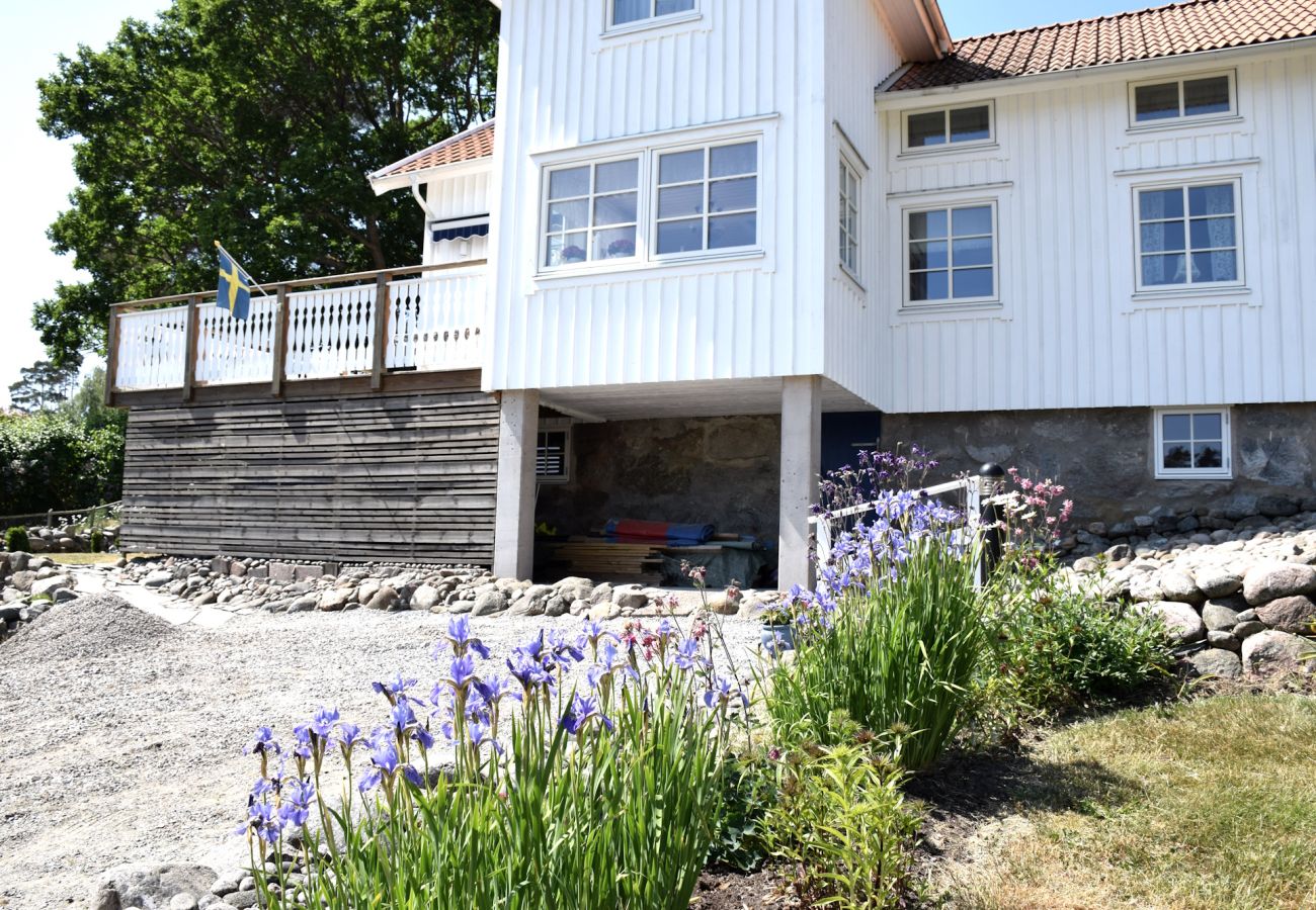 House in Myggenäs - Villa with Sea View & Walking Distance to Swimming | SE09161