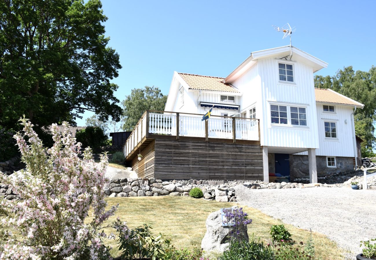 House in Myggenäs - Villa with Sea View & Walking Distance to Swimming | SE09161