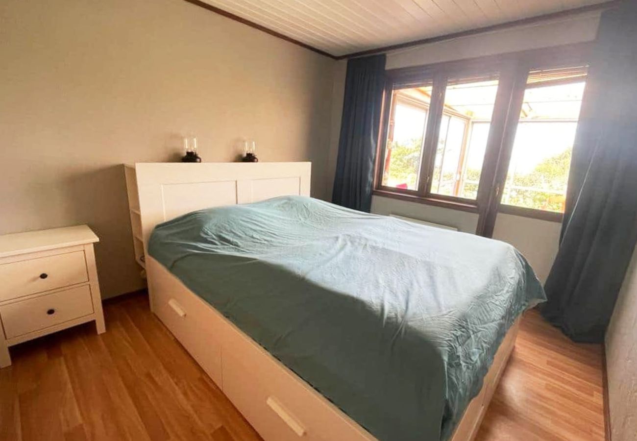 House in Kållekärr - Cottage with conservatory near beach and jetty | SE09159