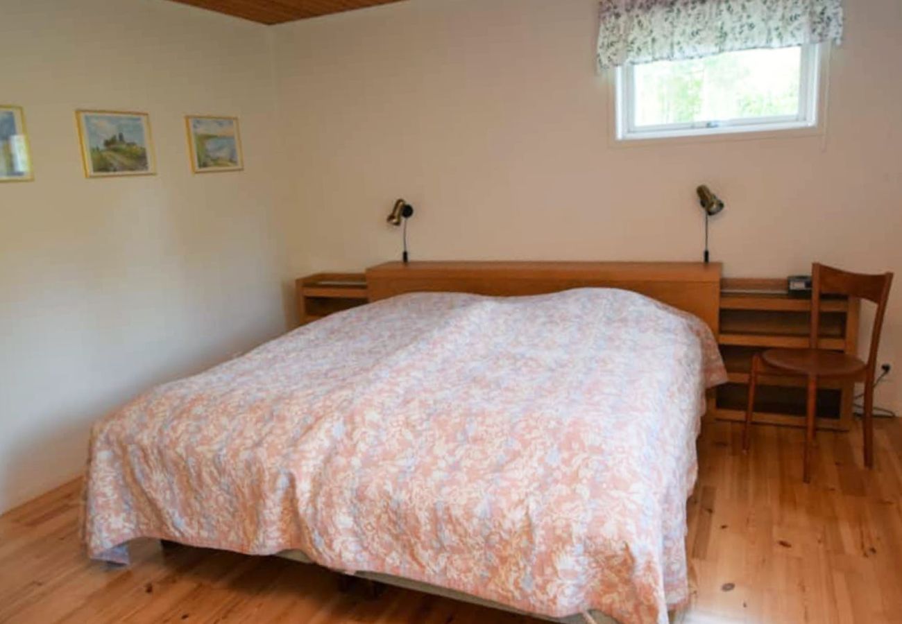 House in Svanesund - Spacious cottage in Svanesund near beach and grocery store | SE09163