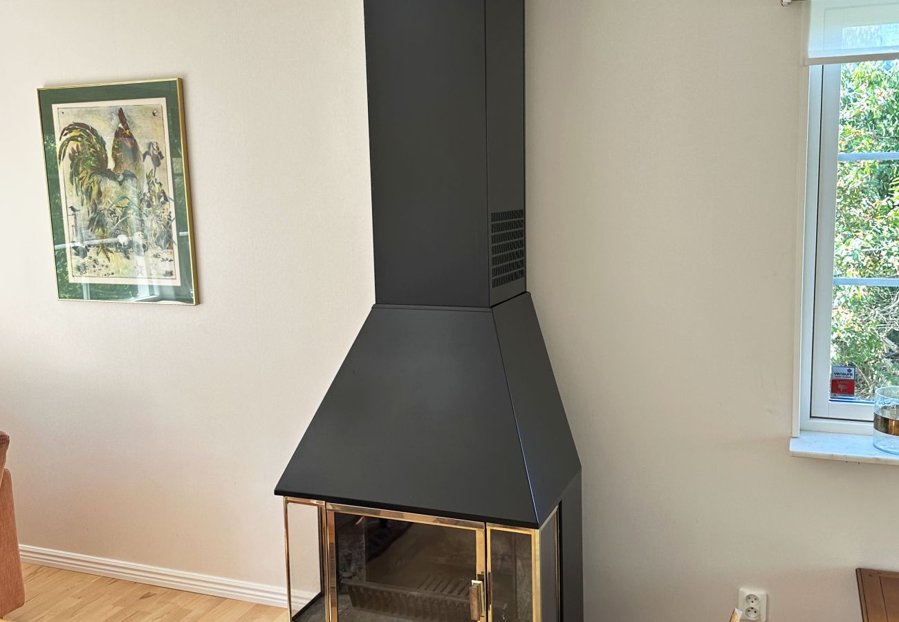 House in Älta - Spacious villa in scenic Älta – perfect for up to 8 adults |SE13080