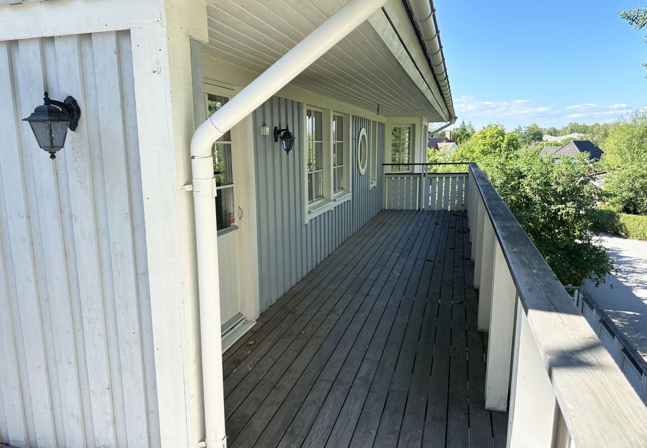 House in Älta - Spacious villa in scenic Älta – perfect for up to 8 adults |SE13080