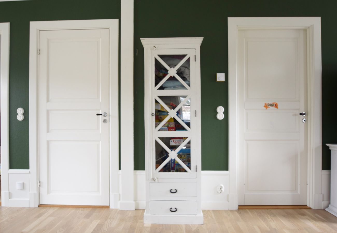 Villa in Henån - Newly built house near the sea & swimming area | SE09166