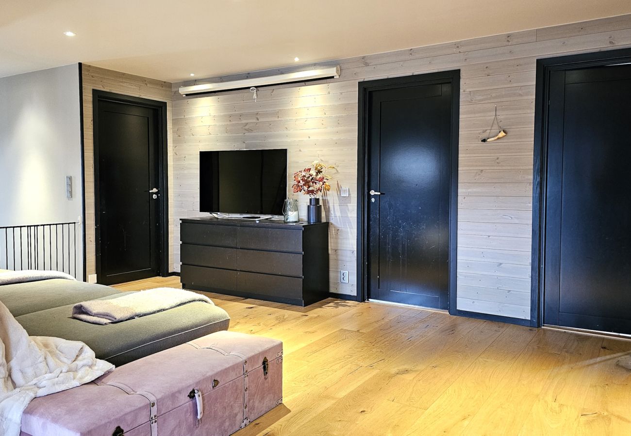 Villa in Varekil - Villa with Pool and Sea View on Orust | SE09168