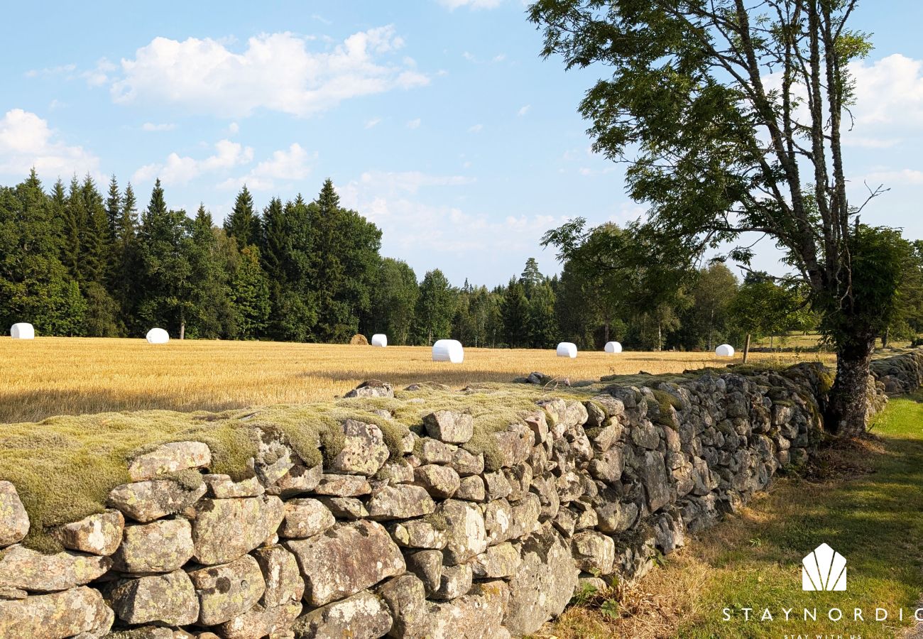 House in Ryssby - Idyllic and family friendly cottage in Småland | SE06095