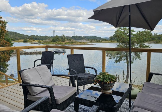 House in Myggenäs - Charming cottage in Myggenäs 20 m from the sea | SE09169