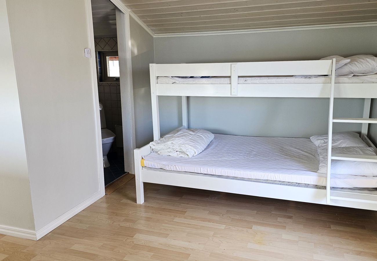 House in Myggenäs - Charming cottage in Myggenäs 20 m from the sea | SE09169