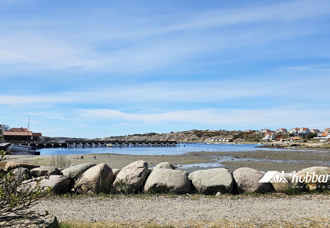 House in Grebbestad - Charming archipelago house in Grebbestad | SE09082