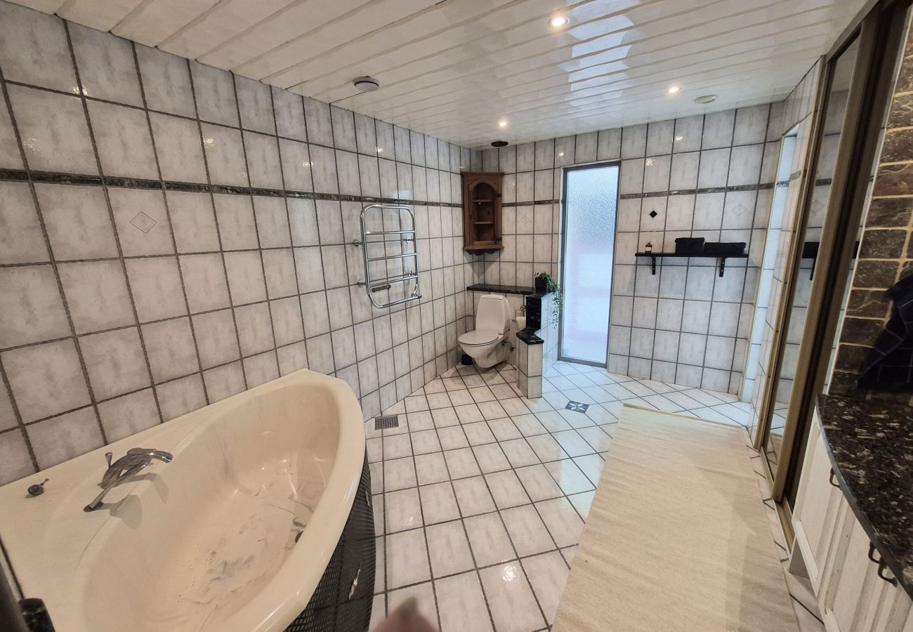 House in Ystad - Exklusivt semesterhus i Sandskogen – 150 meter till sandstrand |SE01084
