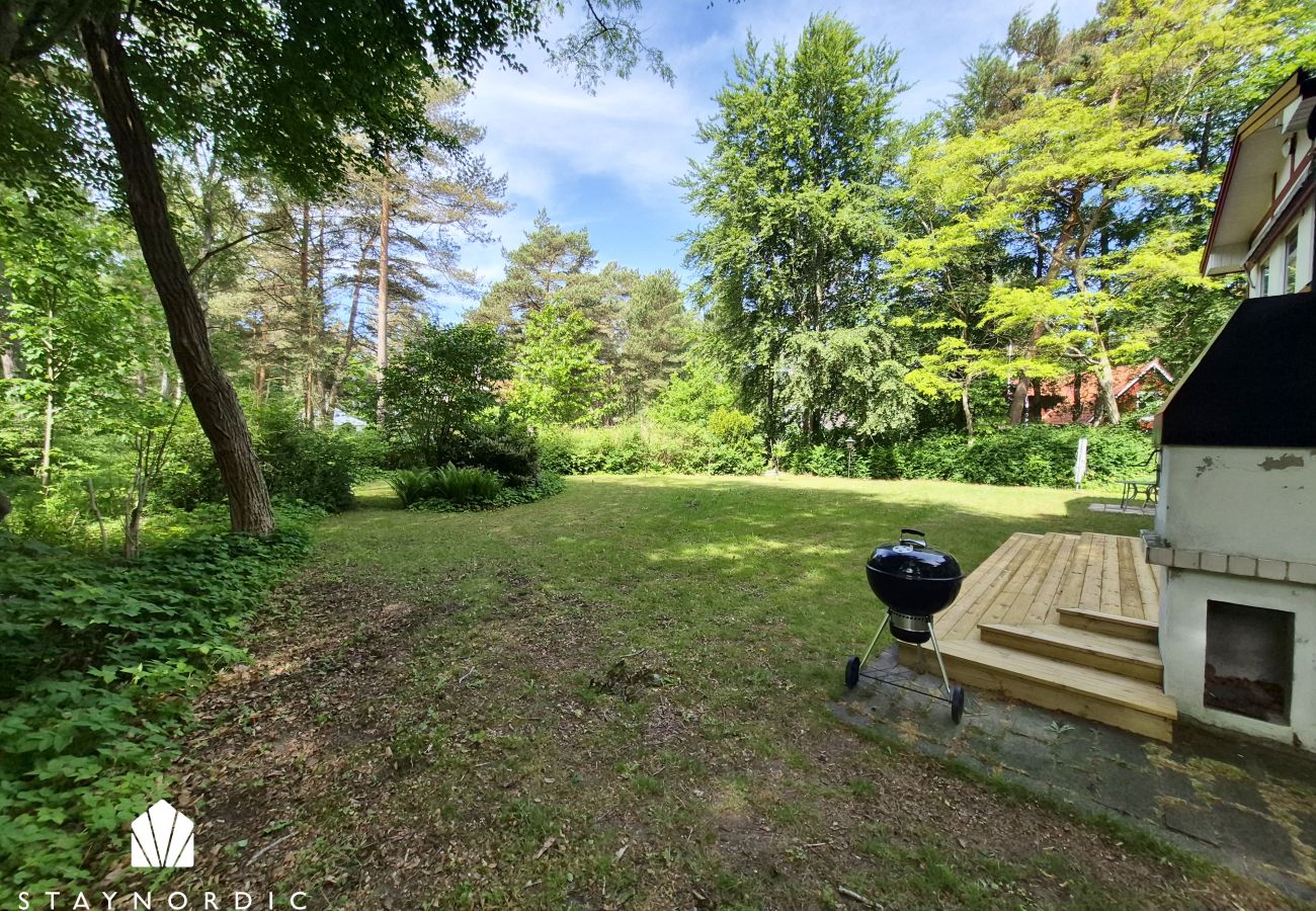 House in Ystad - Exklusivt semesterhus i Sandskogen – 150 meter till sandstrand |SE01084