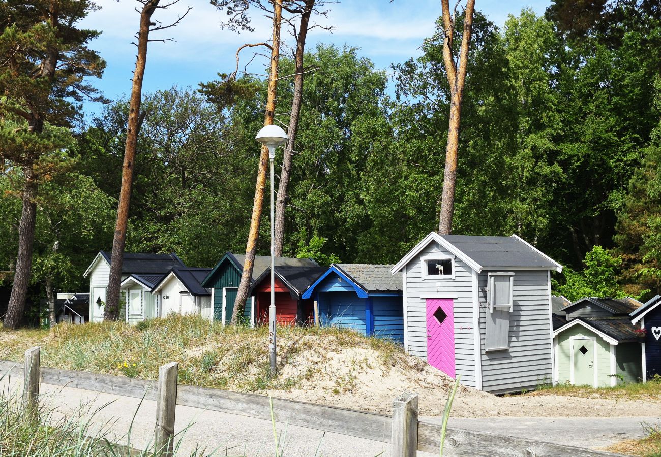 House in Ystad - Exklusivt semesterhus i Sandskogen – 150 meter till sandstrand |SE01084