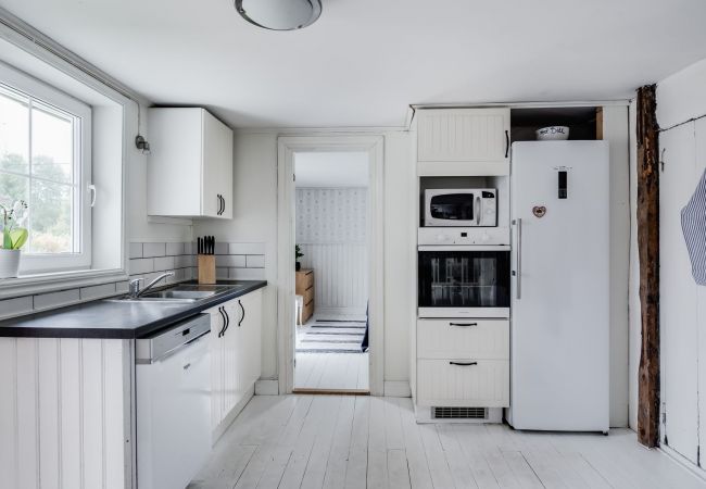 Stuga i Knäred - Rymligt och modernt hus med inomhuspool | SE02004  Stuga i Knäred - Rymligt och modernt hus med inomhuspool | SE02004