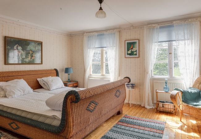 Stuga i Lidhult - Semesterhus med fantastiskt sjöläge och panoramautsikt över sjön Bolmen | SE06006 Stuga i Lidhult - Semesterhus med fantastiskt sjöläge och panoramautsikt över sjön Bolmen | SE06006