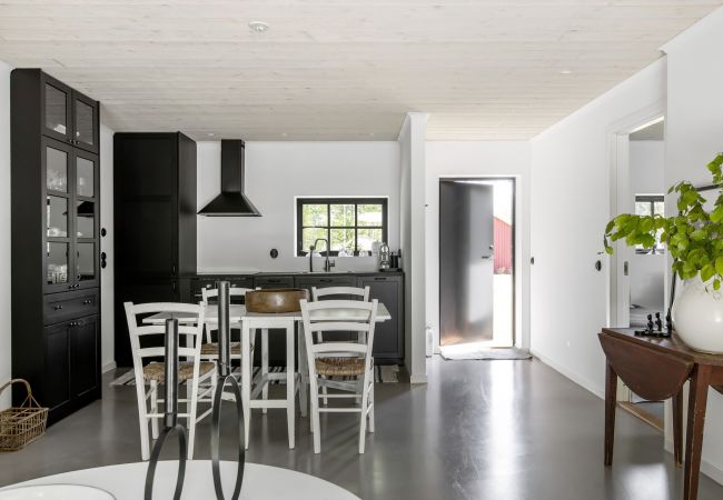 Stuga i Bredaryd - Smakfullt semesterhus vid Bolmen, Småland | SE07004 Stuga i Bredaryd - Smakfullt semesterhus vid Bolmen, Småland | SE07004