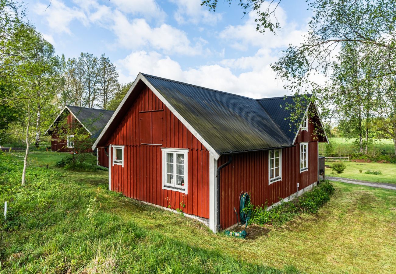 Stuga i Knäred - Trevlig stuga i Knäred nära naturen | SE02022