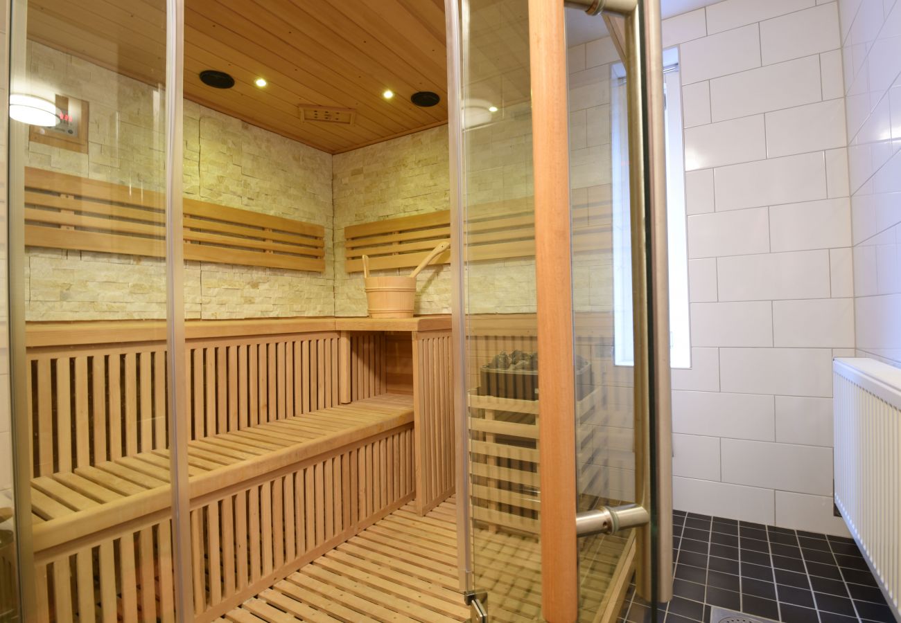 Stuga i Knivsta - Stor och välutrustad villa i Knivsta 