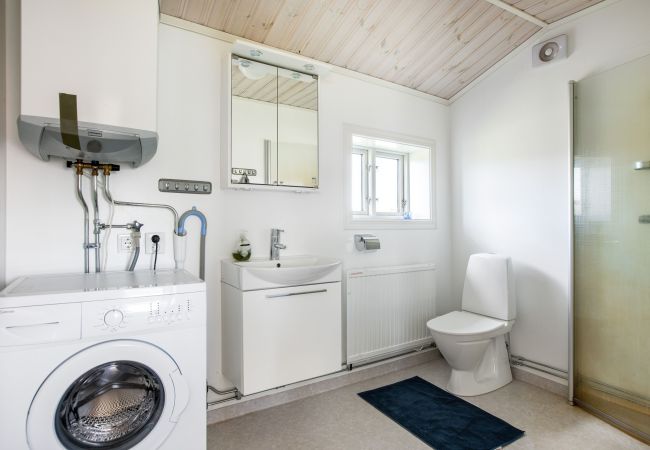 Stuga i Hamneda - Stuga med utsikt över Hängasjön | SE06014 Stuga i Hamneda - Stuga med utsikt över Hängasjön | SE06014