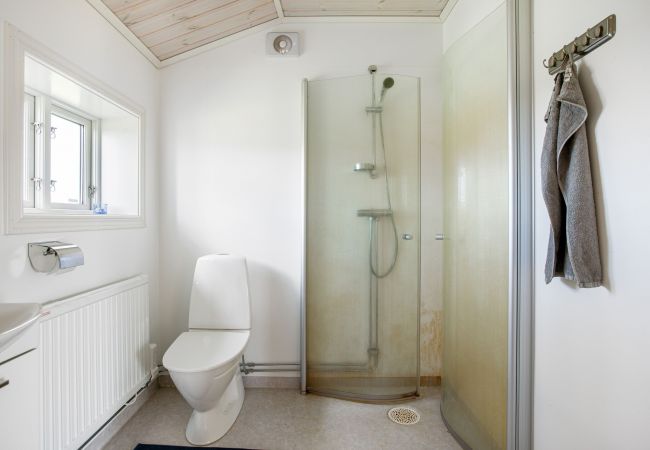 Stuga i Hamneda - Stuga med utsikt över Hängasjön | SE06014 Stuga i Hamneda - Stuga med utsikt över Hängasjön | SE06014