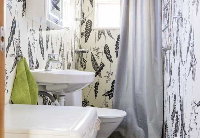 Stuga i Simrishamn - Semesterhus på Österlen vid havet | SE01014  Stuga i Simrishamn - Semesterhus på Österlen vid havet | SE01014