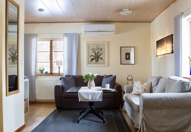 Stuga i Simrishamn - Semesterhus på Österlen vid havet | SE01014  Stuga i Simrishamn - Semesterhus på Österlen vid havet | SE01014