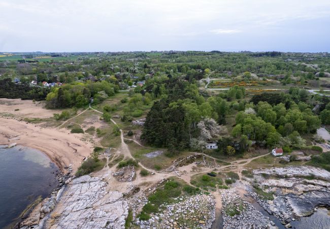 Stuga i Simrishamn - Semesterhus på Österlen vid havet | SE01014  Stuga i Simrishamn - Semesterhus på Österlen vid havet | SE01014