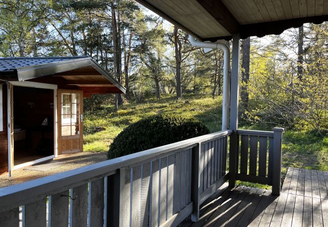 Stuga i Simrishamn - Semesterhus på Österlen vid havet | SE01014 