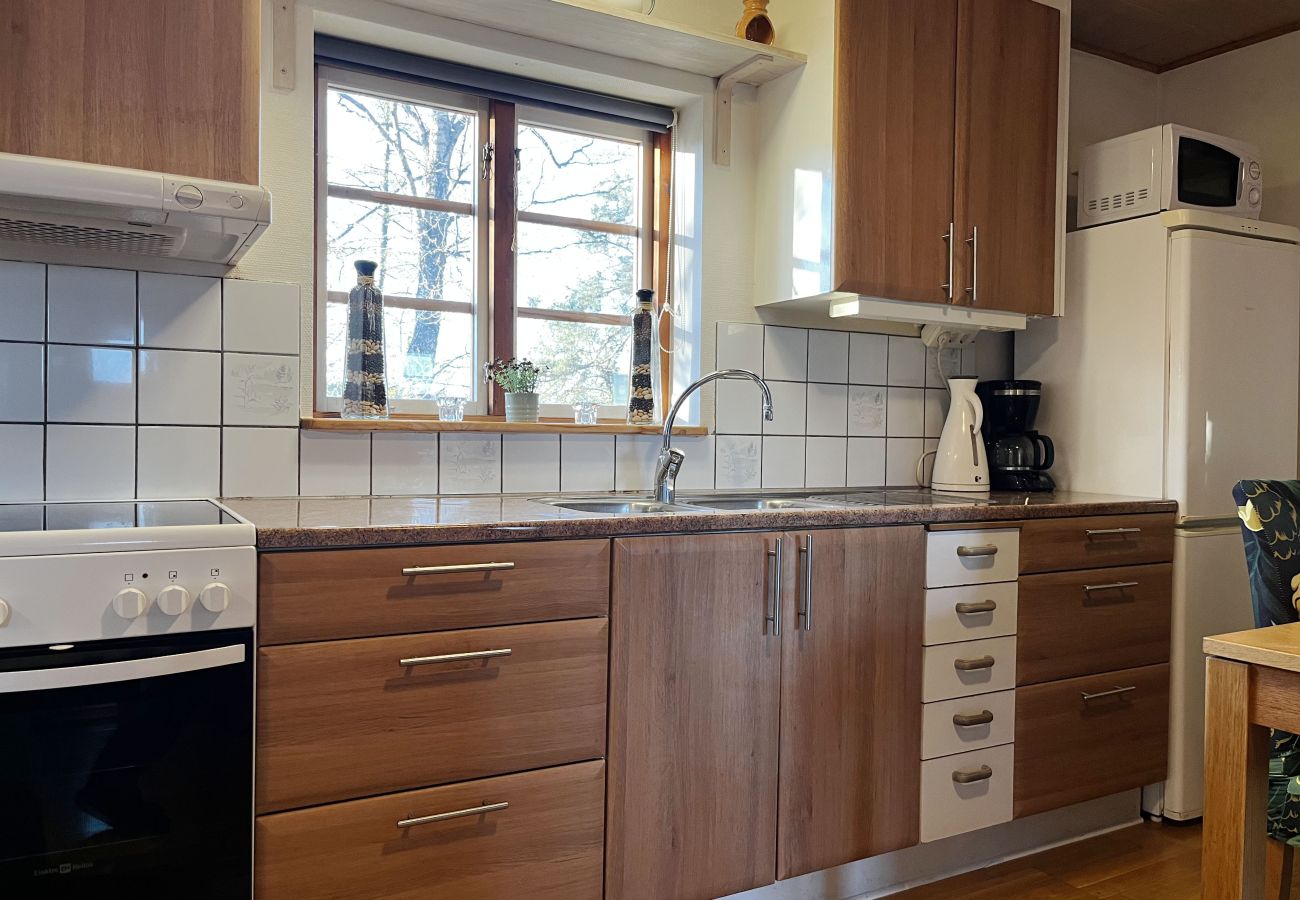 Stuga i Simrishamn - Semesterhus på Österlen vid havet | SE01014 