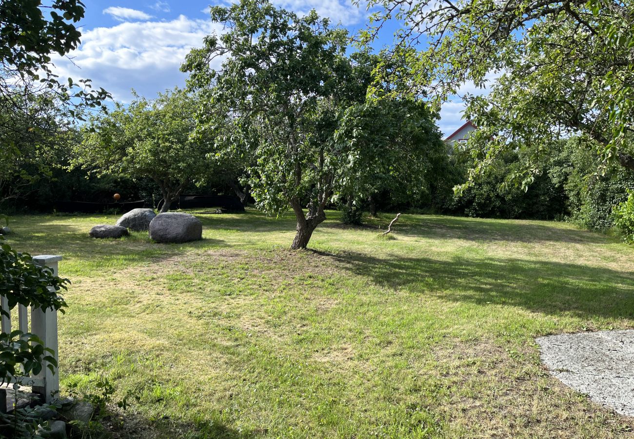 Stuga i Löttorp - Stuga på Öland nära sandstrand | SE04001 