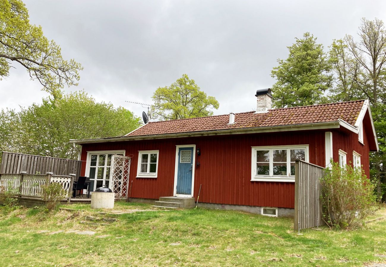 Stuga i Ljungby - Trevlig stuga vid sjön Bolmen