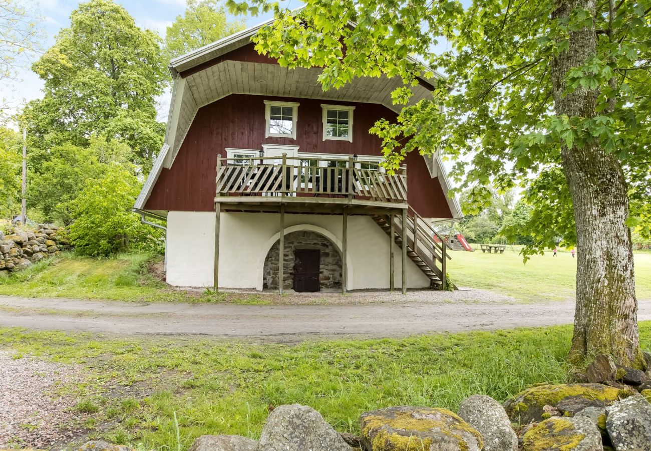 Stuga i Ljungby - Semesterhus med sjöutsikt över Bolmen, nära Ljungby | SE06018 