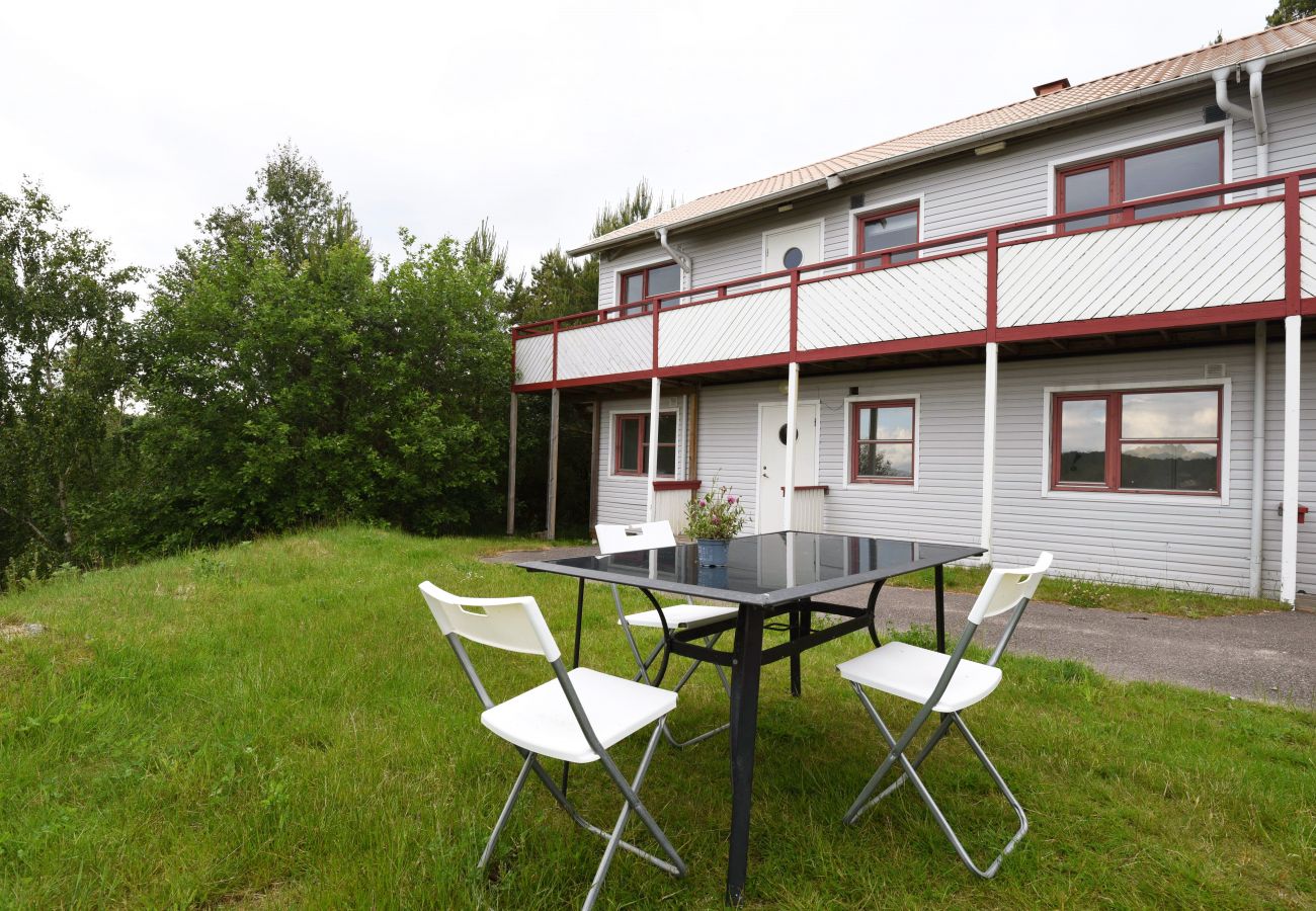Lägenhet i Myggenäs - Härlig semesterlägenhet högt belägen på vackra och anrika Almön
