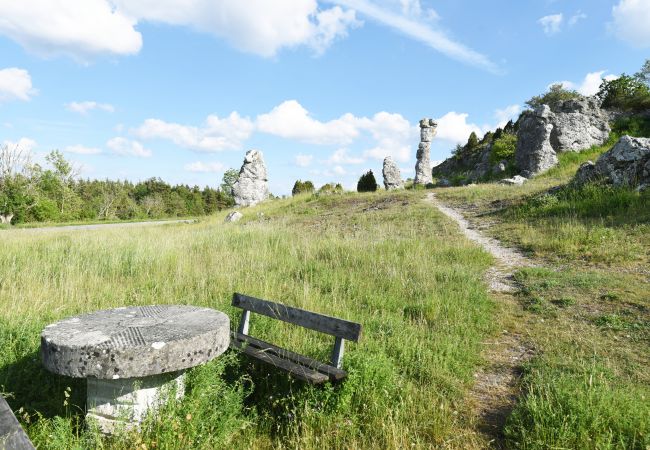 Stuga i Slite - Mysig och modern flygel på Gotlands östkust 