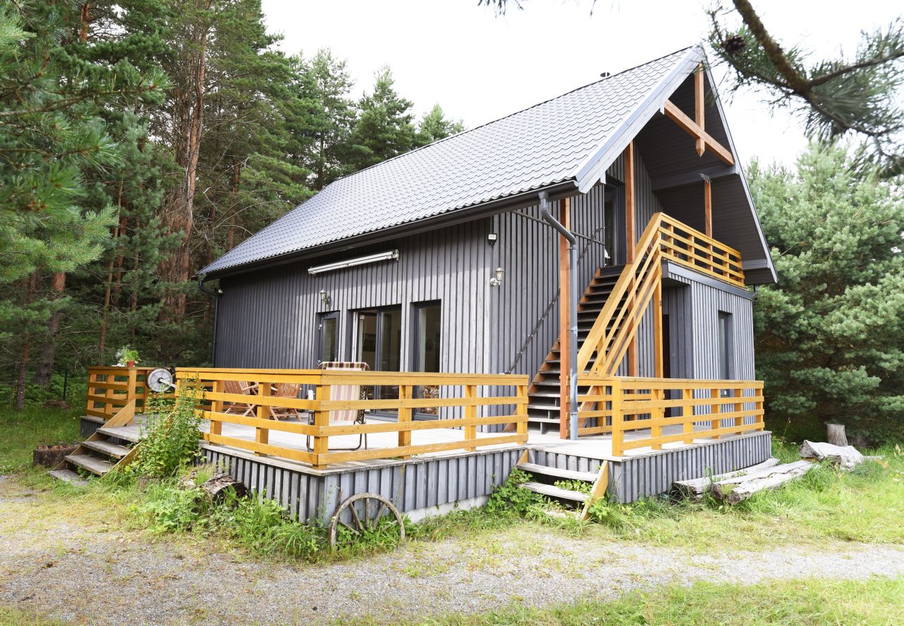 Stuga i Ziemupe - Härligt semesterhus i Ziemupe nära sandstrand| LV01001