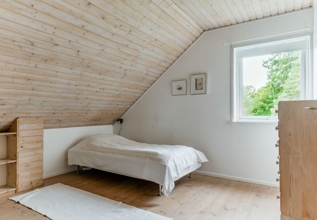 Stuga i Järna - Semesterhus i Järna med fantastisk utsikt | SE13011  Stuga i Järna - Semesterhus i Järna med fantastisk utsikt | SE13011
