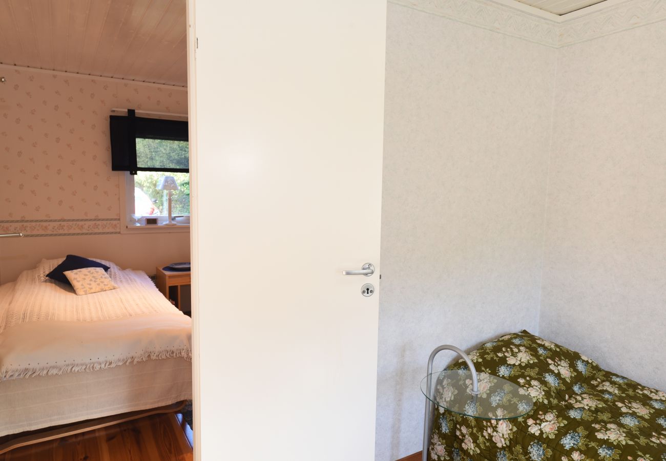Stuga i Köpingsvik - Ombonat hus i Köpingsvik på Öland | SE04007