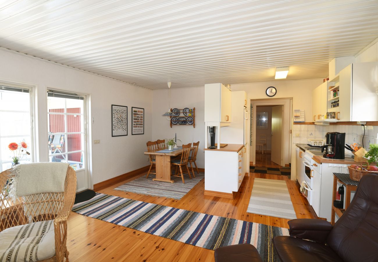 Stuga i Köpingsvik - Ombonat hus i Köpingsvik på Öland | SE04007