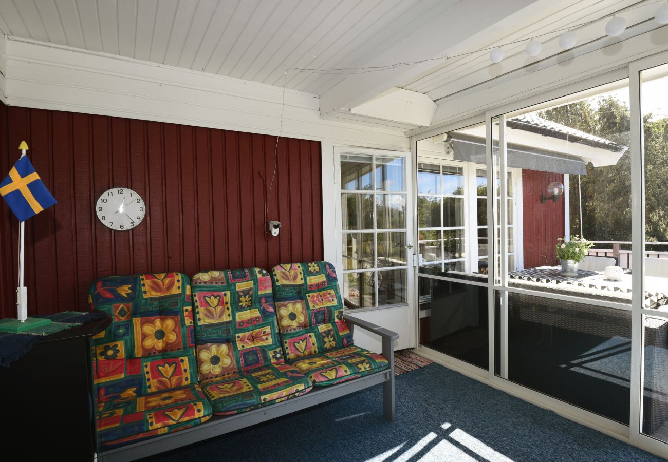 Stuga i Köpingsvik - Ombonat hus i Köpingsvik på Öland | SE04007