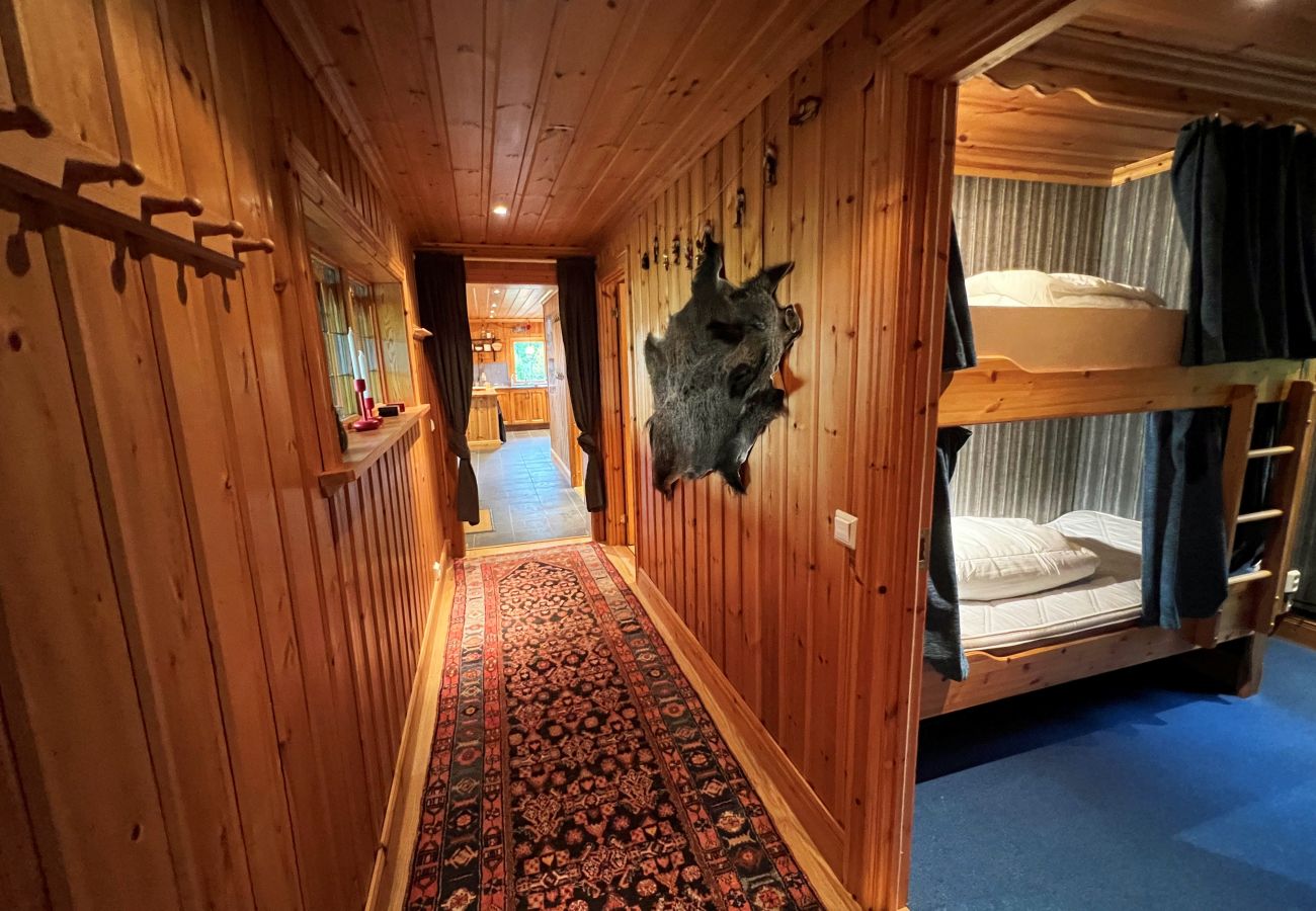 Stuga i Undersåker -  Timmerhus i Edsåsdalen, mitt i fjällvärlden och nära Åre | SE21001