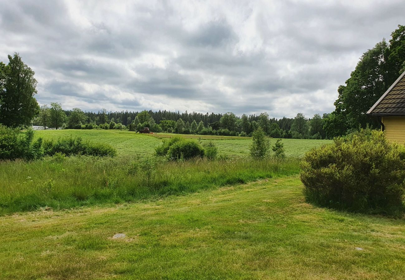 Stuga i Fegen - Trevlig stuga i Fegen, Halland, nära sjö | SE02034