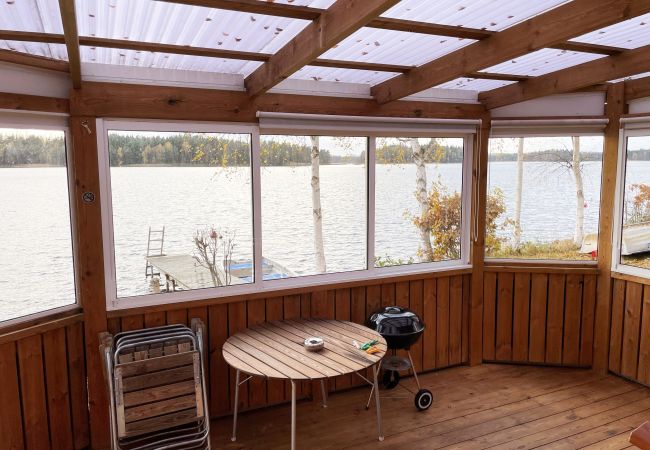 Stuga i Hult - Härlig stuga med egen sjötomt utanför Eksjö | SE07028 Stuga i Hult - Härlig stuga med egen sjötomt utanför Eksjö | SE07028